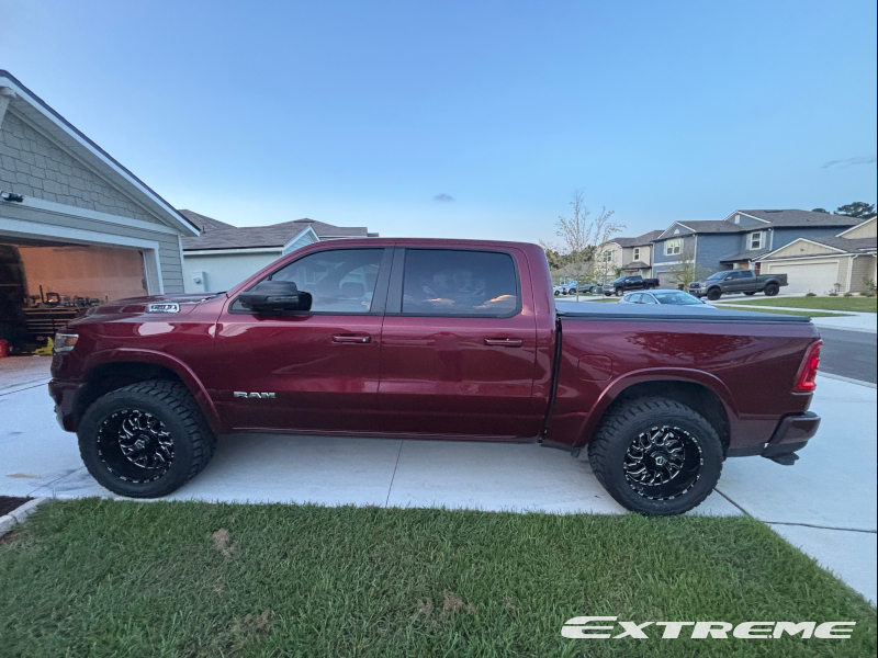 2025 Ram 1500 Big Horn Tis 544 20x10 25 Toyo Open Country Rt 305 55r20 
